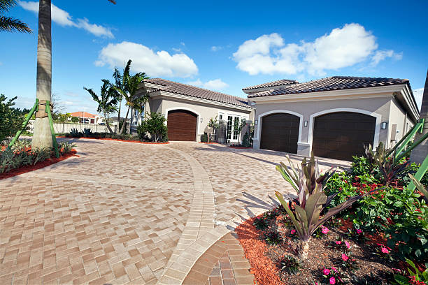 Best Decorative Driveway Pavers  in Niverville, NY